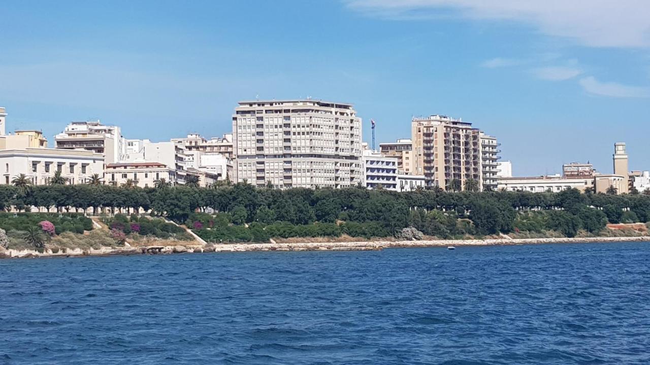 Ferienwohnung Amanda'S Panorama Taranto Exterior foto